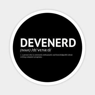 Devenerd Tee – Noun. 1: A Person Obsessed with Code Magnet
